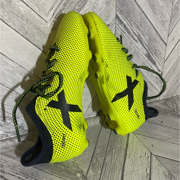 ADIDAS X 17.3  YOUNG BOYS SIZE 2 1/2 YELLOW TECHFIT SOCCER - Picture 6 of 9